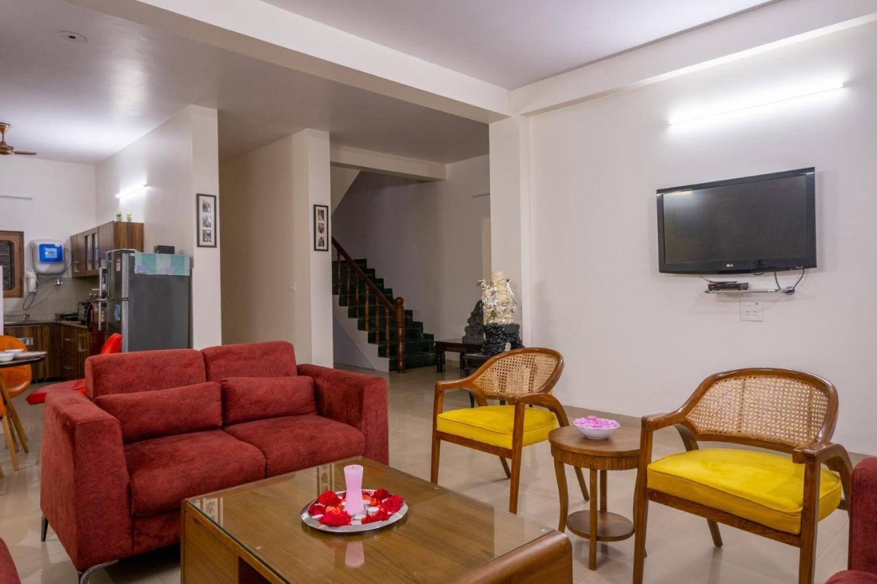 Villa Woodside Meadows By Veo - Part Of Stayvista Касаули Экстерьер фото