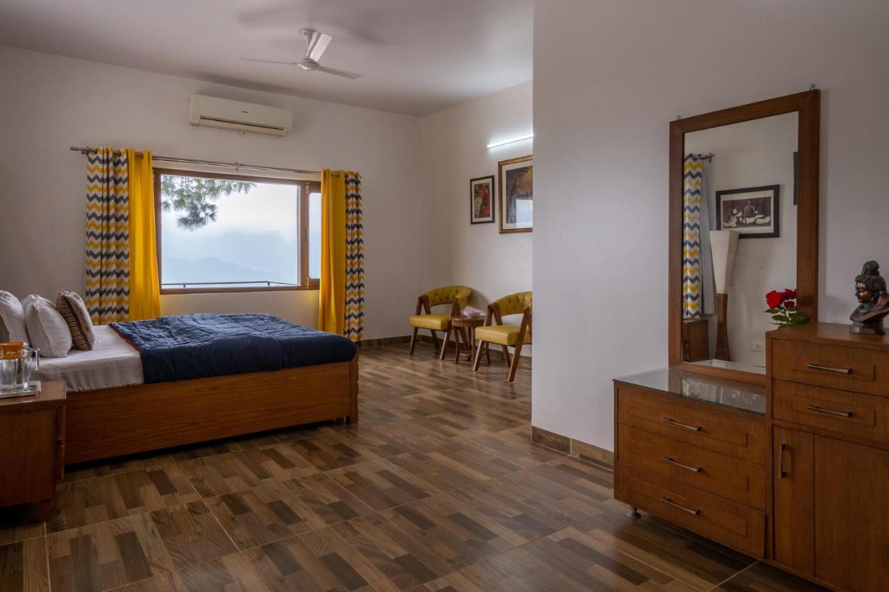 Villa Woodside Meadows By Veo - Part Of Stayvista Касаули Экстерьер фото